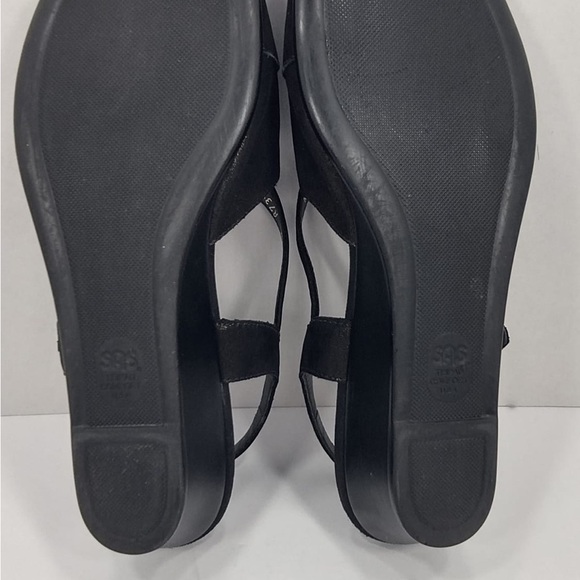 SAS Elegant Black Women's Sandals size 10.5 N pre owned Exellent condition - Picture 6 of 6